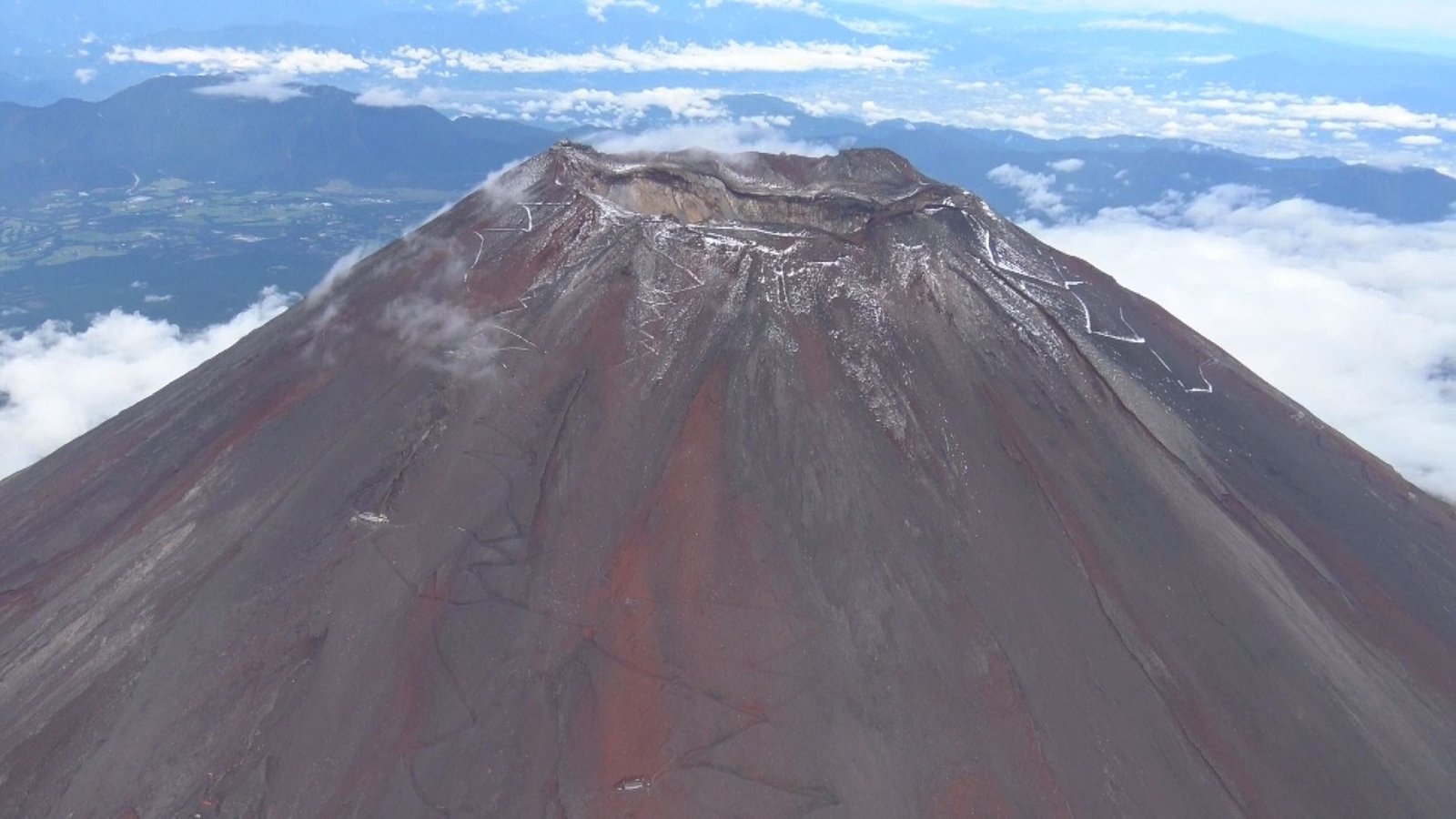 अकस्मात फुजीमा हिउँ देखियो (भिडियो सहित )