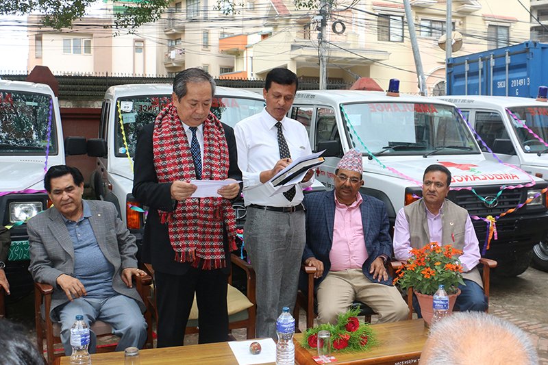 जापानले दियो नेपालका दुर्गम चार जिल्लाका लागि एम्बुलेन्स