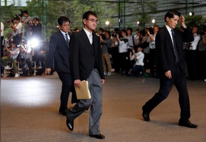 जापानको विदेश र रक्षा मन्त्री फेरिए, प्रधानमन्त्री आबेले ल्याए नयाँ अनुहार