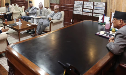 लुटपाटमा संलग्नलाई कारबाही गर्न प्रधानमन्त्रीको निर्देशन