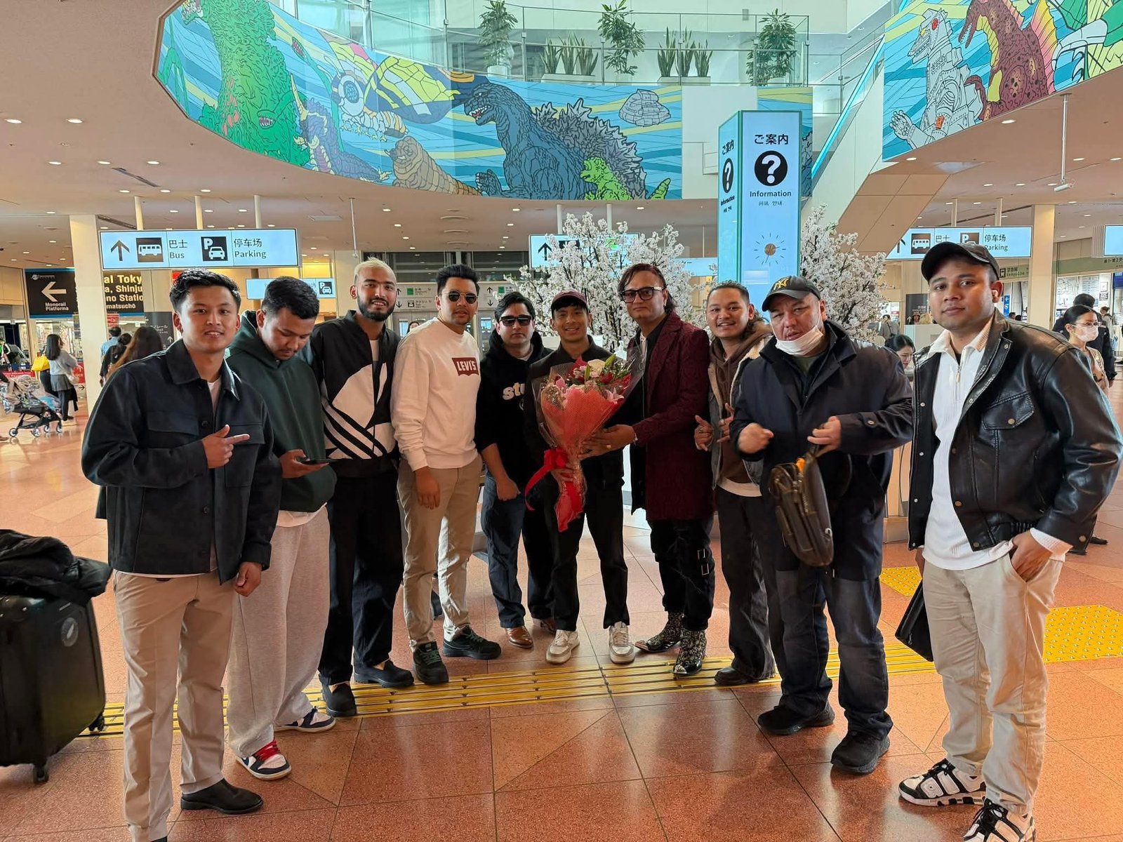 कन्सर्टका लागि सज्जनराज वैद्यसहित कलाकार टोली जापानमा आइपुगे